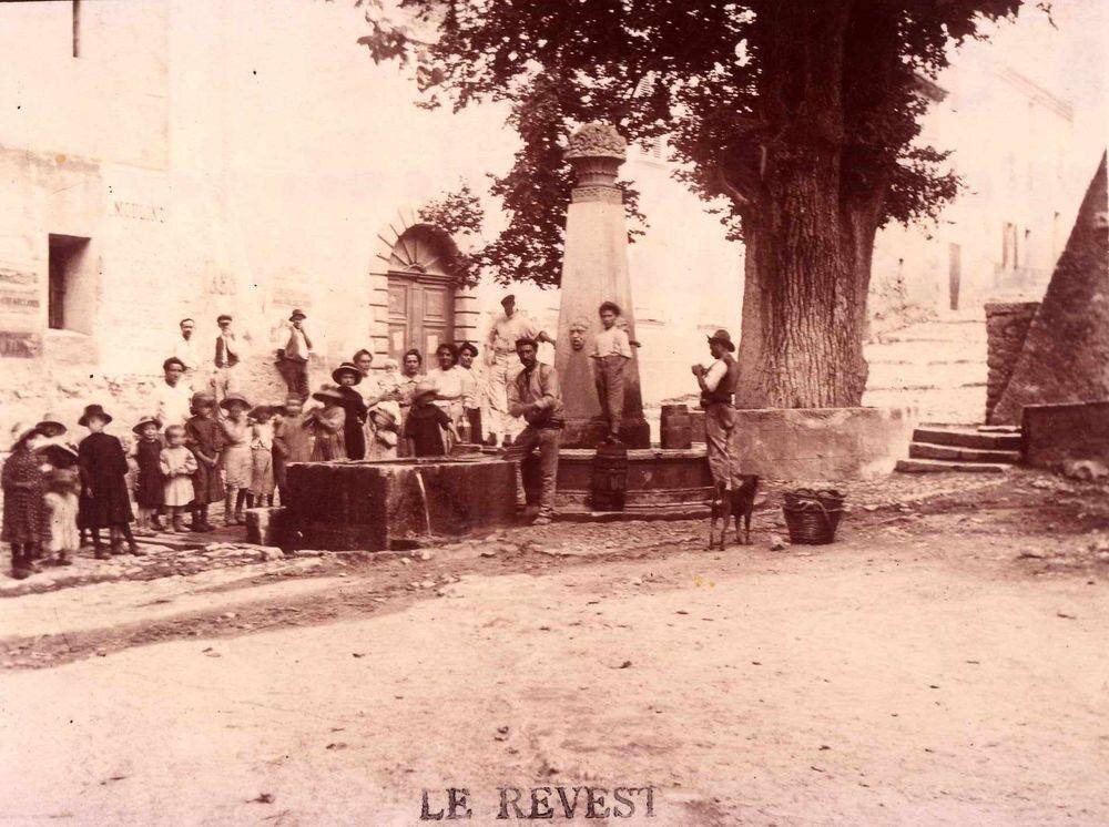 Le Revest (65).jpg