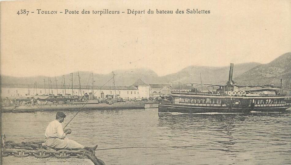 Toulon - Le Port (146).jpg