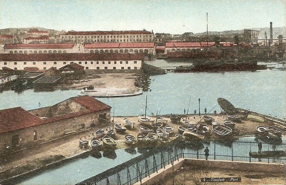 Toulon - Le Port (51).jpg