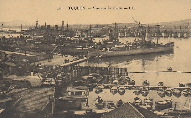 Toulon - Le Port (96).jpg