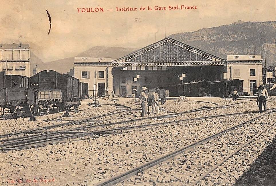 Toulon quartier le  Port Marchand (38).jpg