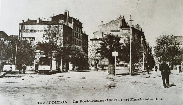 Toulon - Le Port (121).jpg