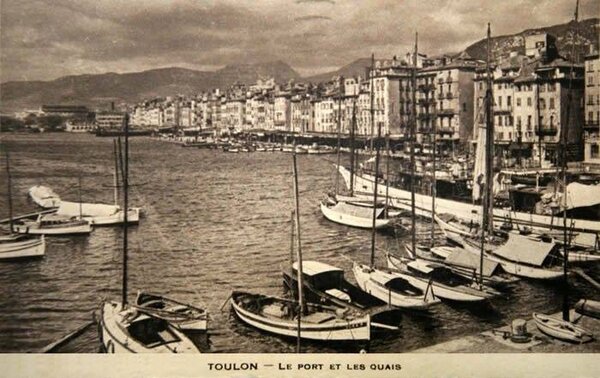 Toulon - Le Port (48).jpg
