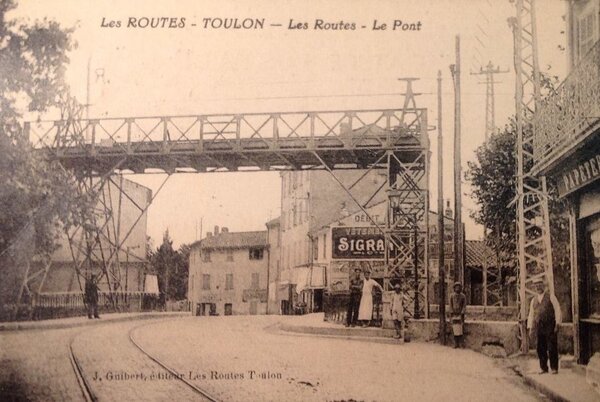Toulon Quartier Des Routes et du Pont de Bois (12).jpg