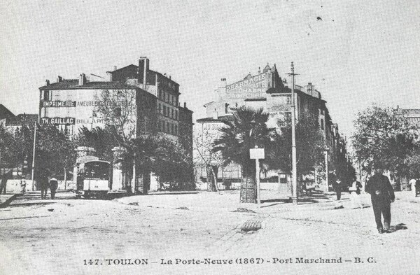 Toulon quartier le  Port Marchand (1).jpg