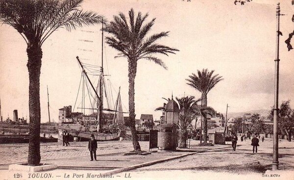 Toulon quartier le  Port Marchand (26).jpg