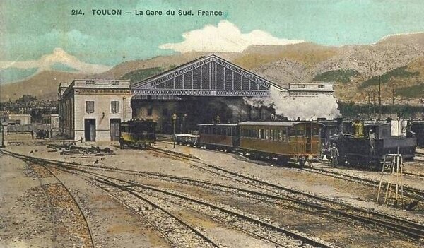 Toulon quartier le  Port Marchand (7).jpg