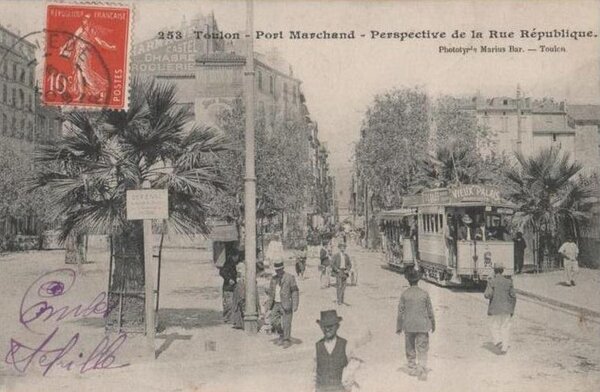 Toulon quartier le  Port Marchand (9).jpg