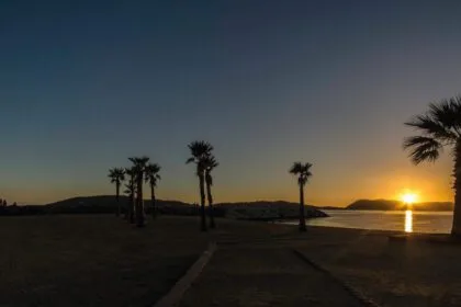 Les Meilleurs Spots pour Admirer les Couchers de Soleil à Toulon